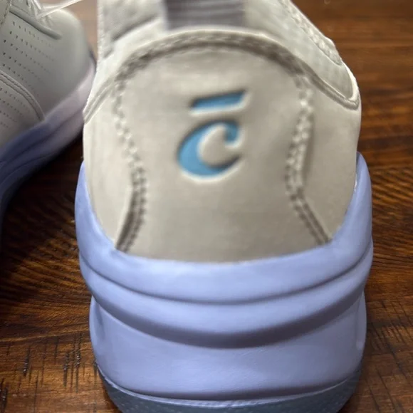 CLOVE Grey Nursing Shoes - Picture 13 of 15